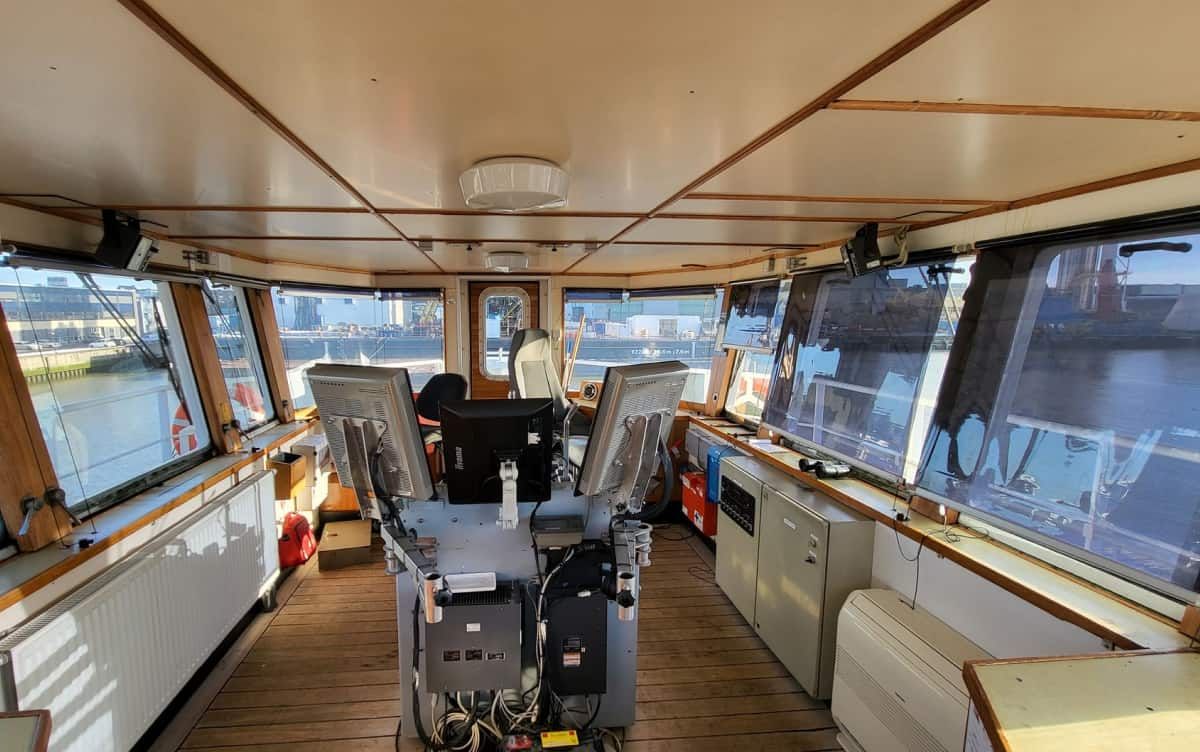 Aan boord van het fiets-voetveer tussen Maassluis en Rozenburg